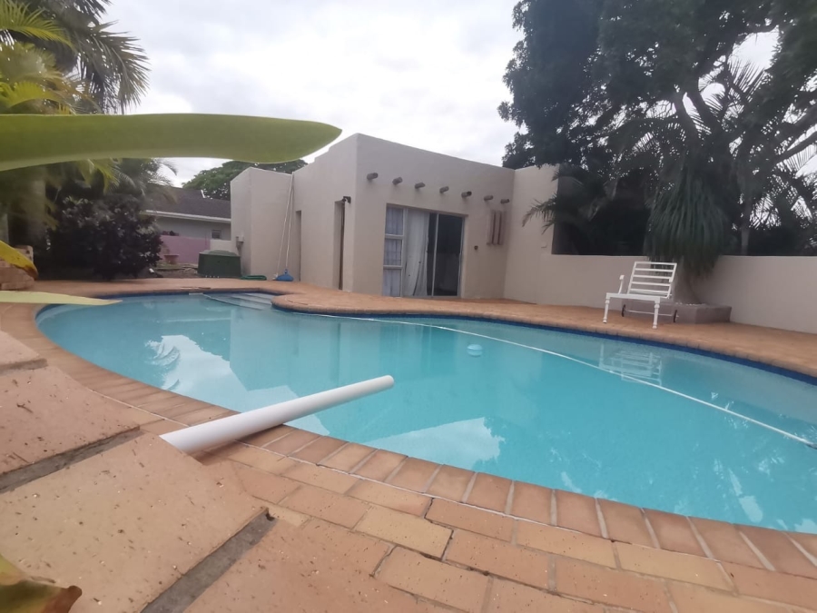 4 Bedroom Property for Sale in Bonza Bay Eastern Cape